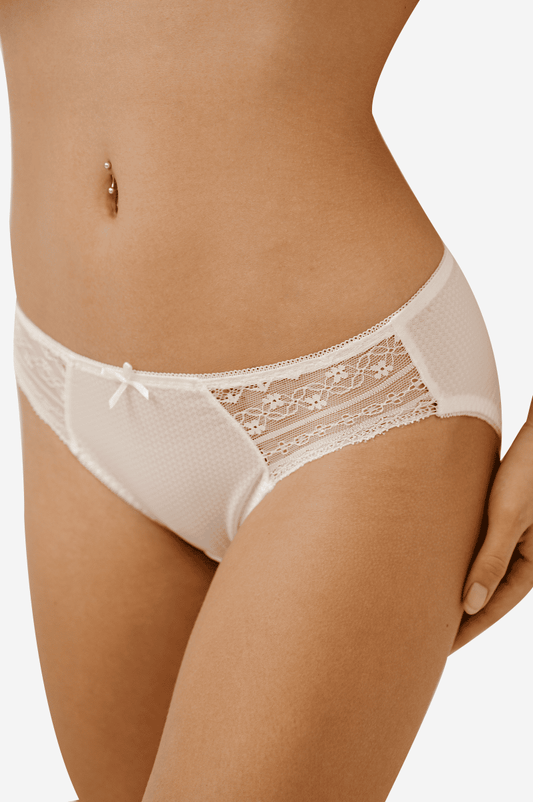 This breathable fabric provides comfort and a charming look with lace accents. The body is made of 92% polyester and 8% polyurethane, while the gusset is composed of 65% polyester and 35% cotton. These pieces are exclusively made in Vietnam and can be cared for by machine washing.